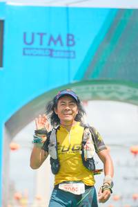 BIB: 150, 2065, 7065
                            <button type="button" onclick="openModal(21761655)" class="btn btn-primary btn-sm float-right btn-popup" data-toggle="modal" data-target=".modal-high-quality">
                        <i class="fas fa-shopping-cart"></i> Add to Cart
                    </button>
                                            <button type="button" onclick="isThisMe(21761655, true)" class="btn btn-success btn-sm float-right btn-popup btn-isme hidden" data-toggle="tooltip" data-placement="bottom" title="นี่คือรูปของคุณใช่ไหม คลิกที่นี่เพื่อเอาเข้าอัลบั้ม">
                        <i class="fas fa-plus"></i> Add to album
                    </button>
                    <button type="button" onclick="isThisMe(21761655, false)" class="btn btn-warning btn-sm float-right btn-popup btn-isnotme hidden">
                        <i class="fas fa-ban"></i> Remove from album
                    </button>